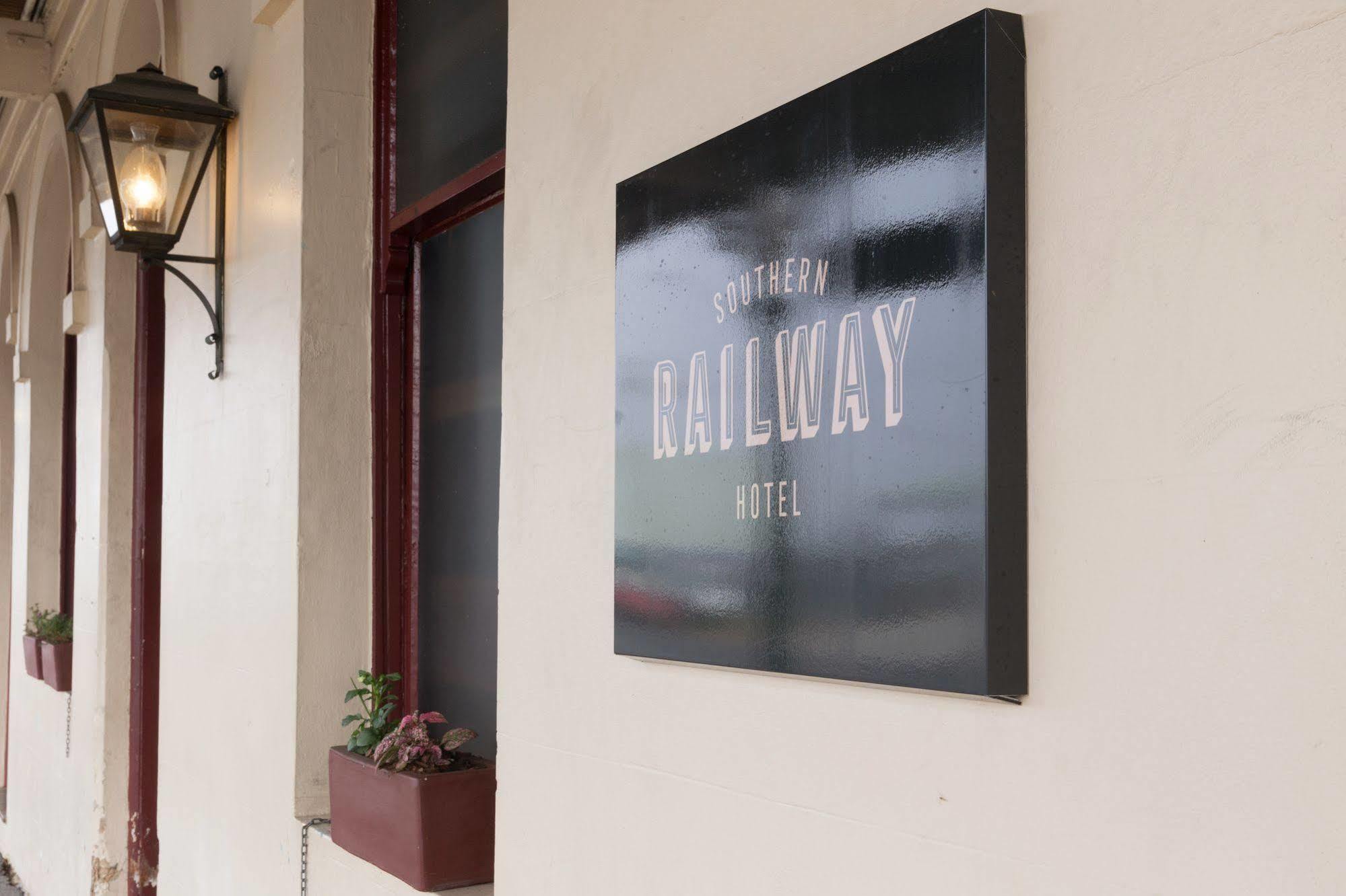 Southern Railway Hotel גולבורן מראה חיצוני תמונה